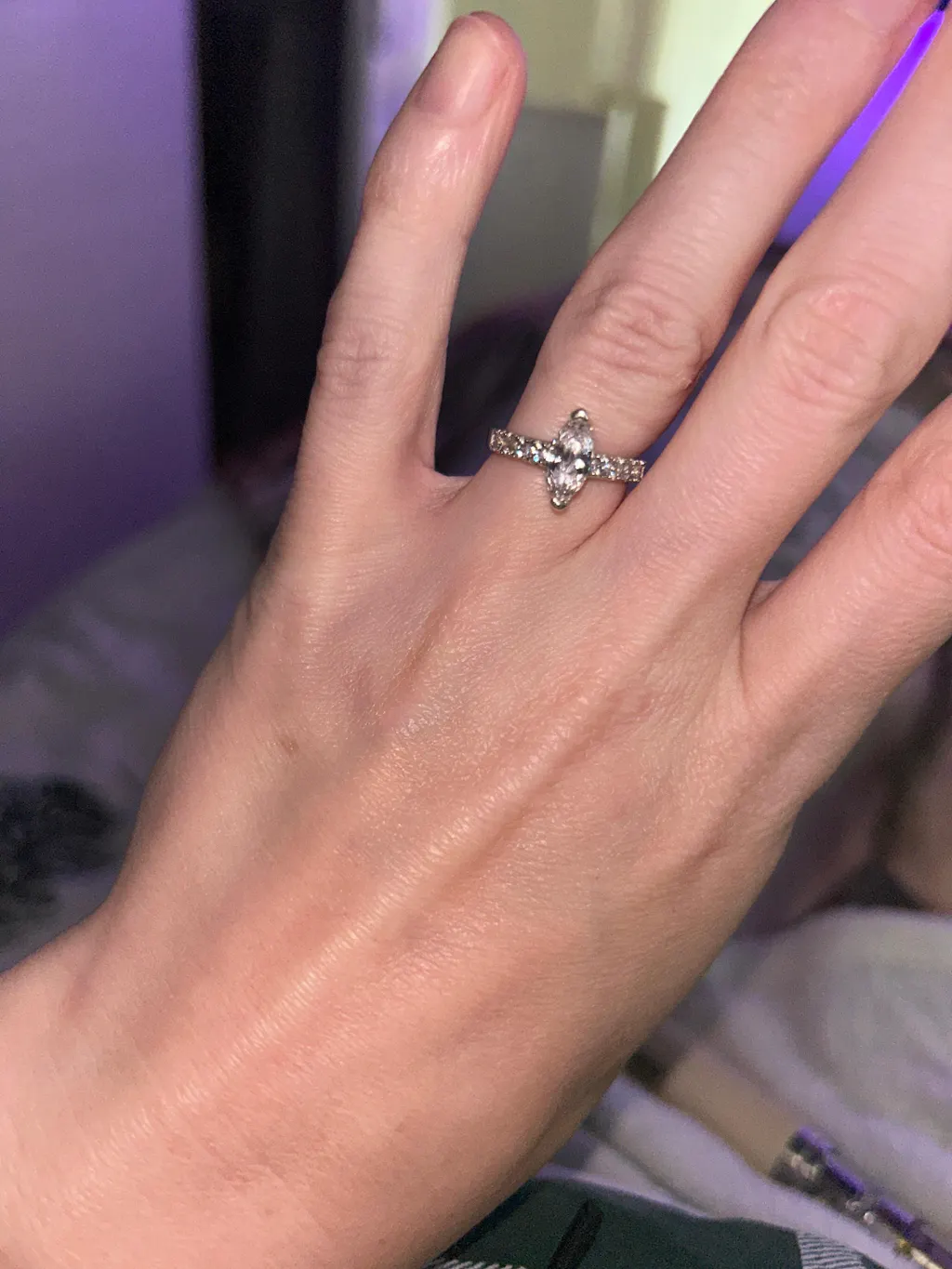 925 Sterling Silver Claw Set Marquise Cut Cz Solitaire Ring
