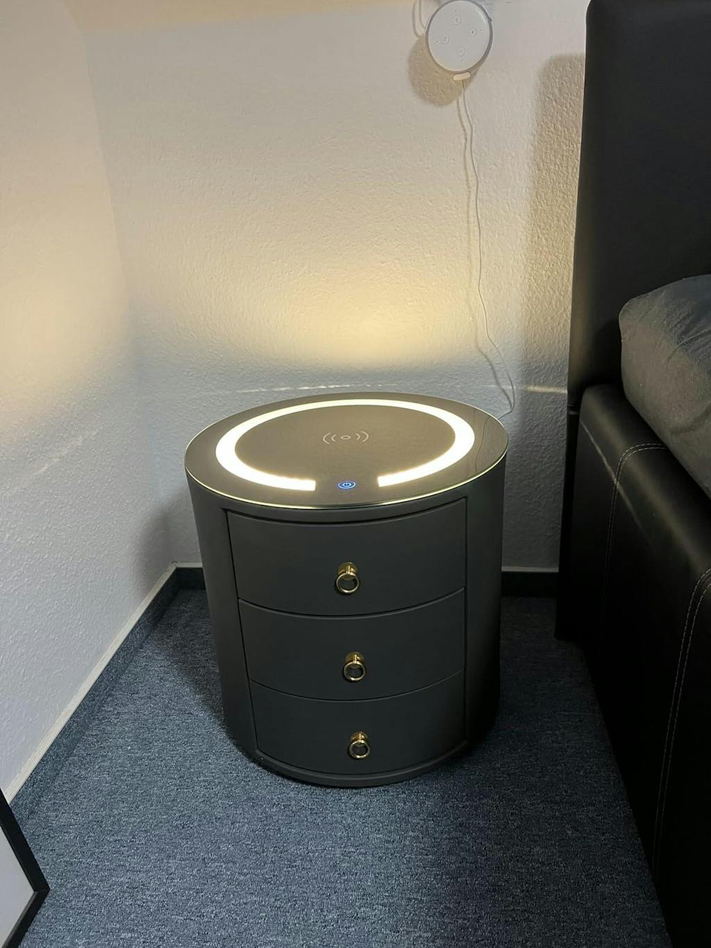 Cirona Runder Nachttisch mit LED-Licht