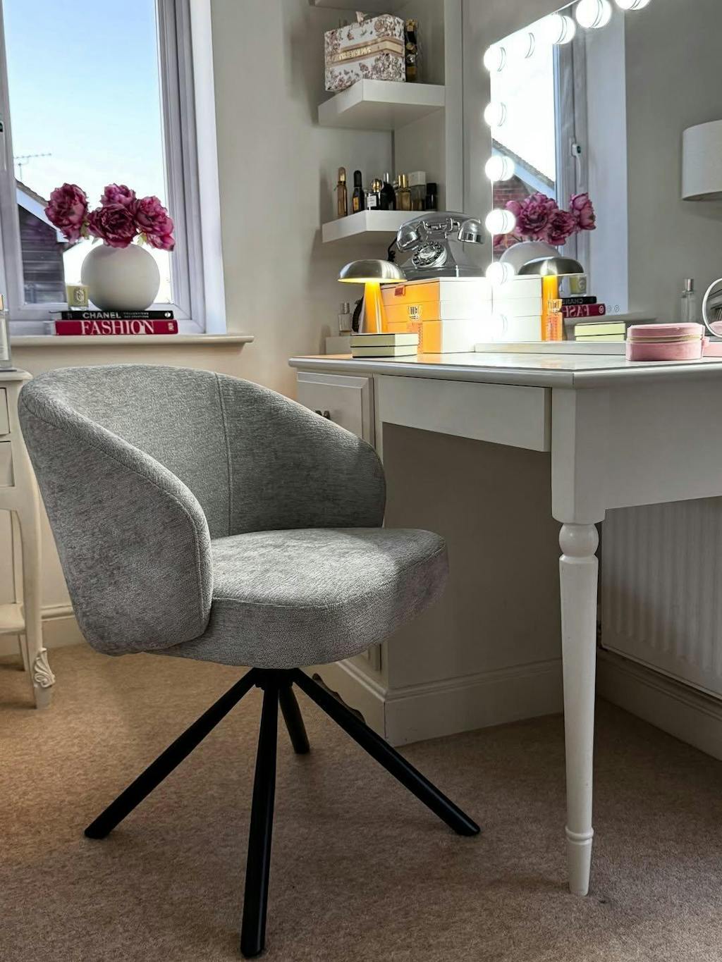 Cleo Schreibtischstuhl aus Chenille mit Drehbarer