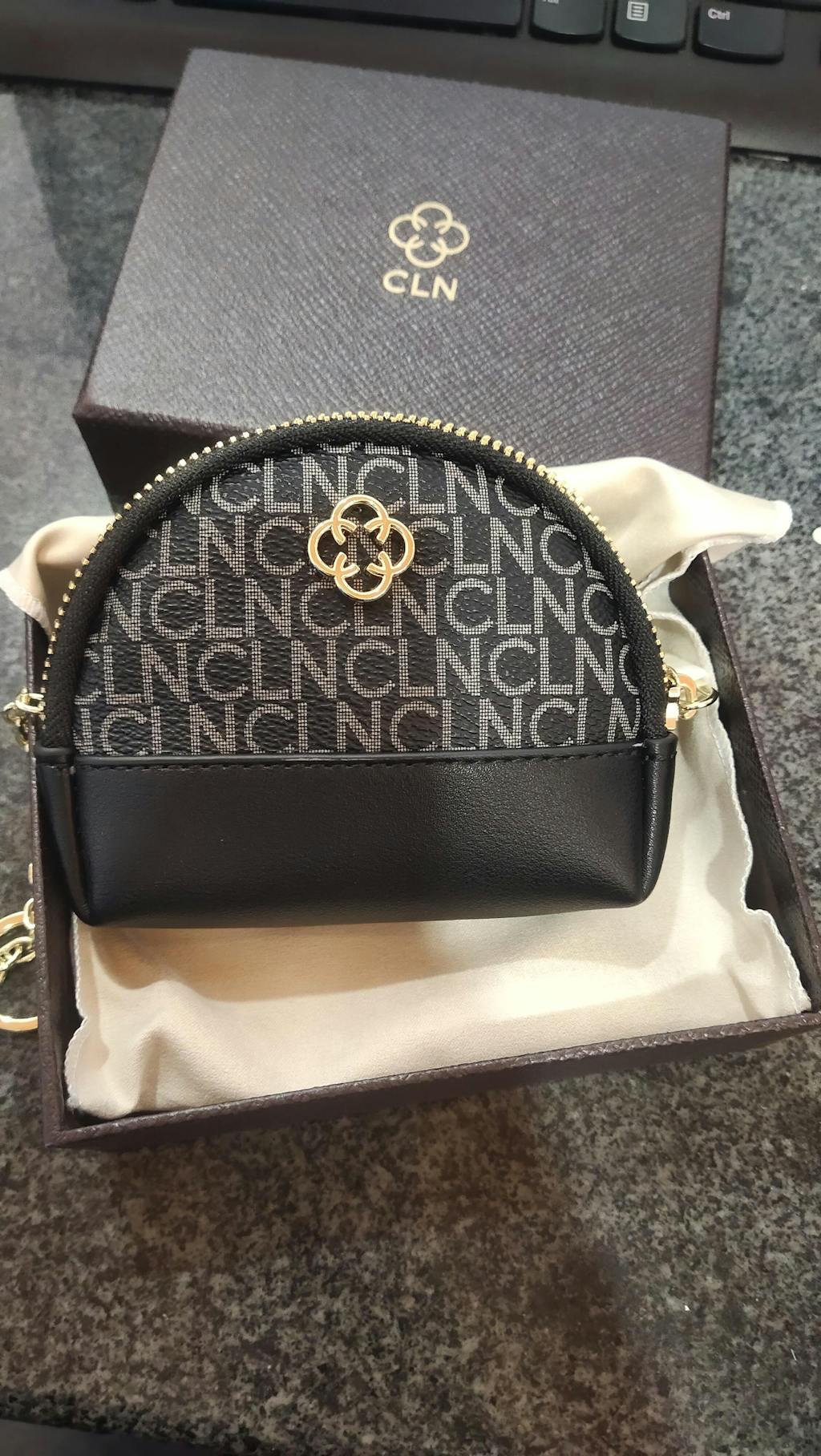 Zelia Coin Purse (Classic Monogram) CLN