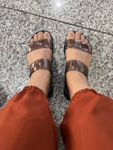 Zoya Flat Sandals – CLN