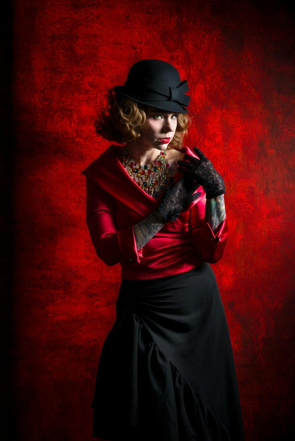 Clotstudio Red Black Textured Hand Painted Canvas Backdrop #clot537