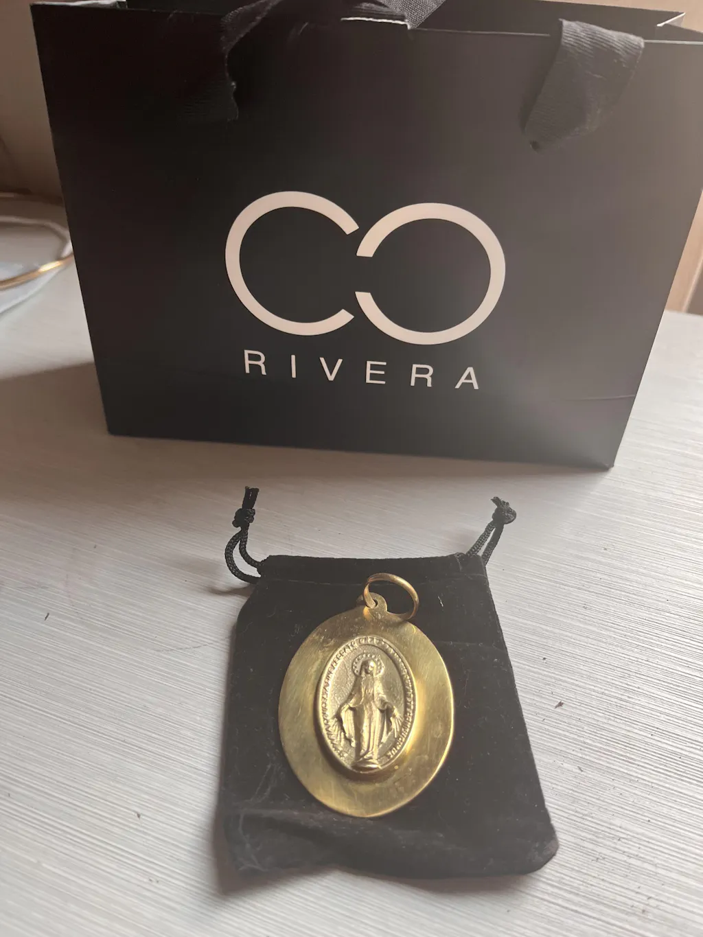 Medalla virgen bronce