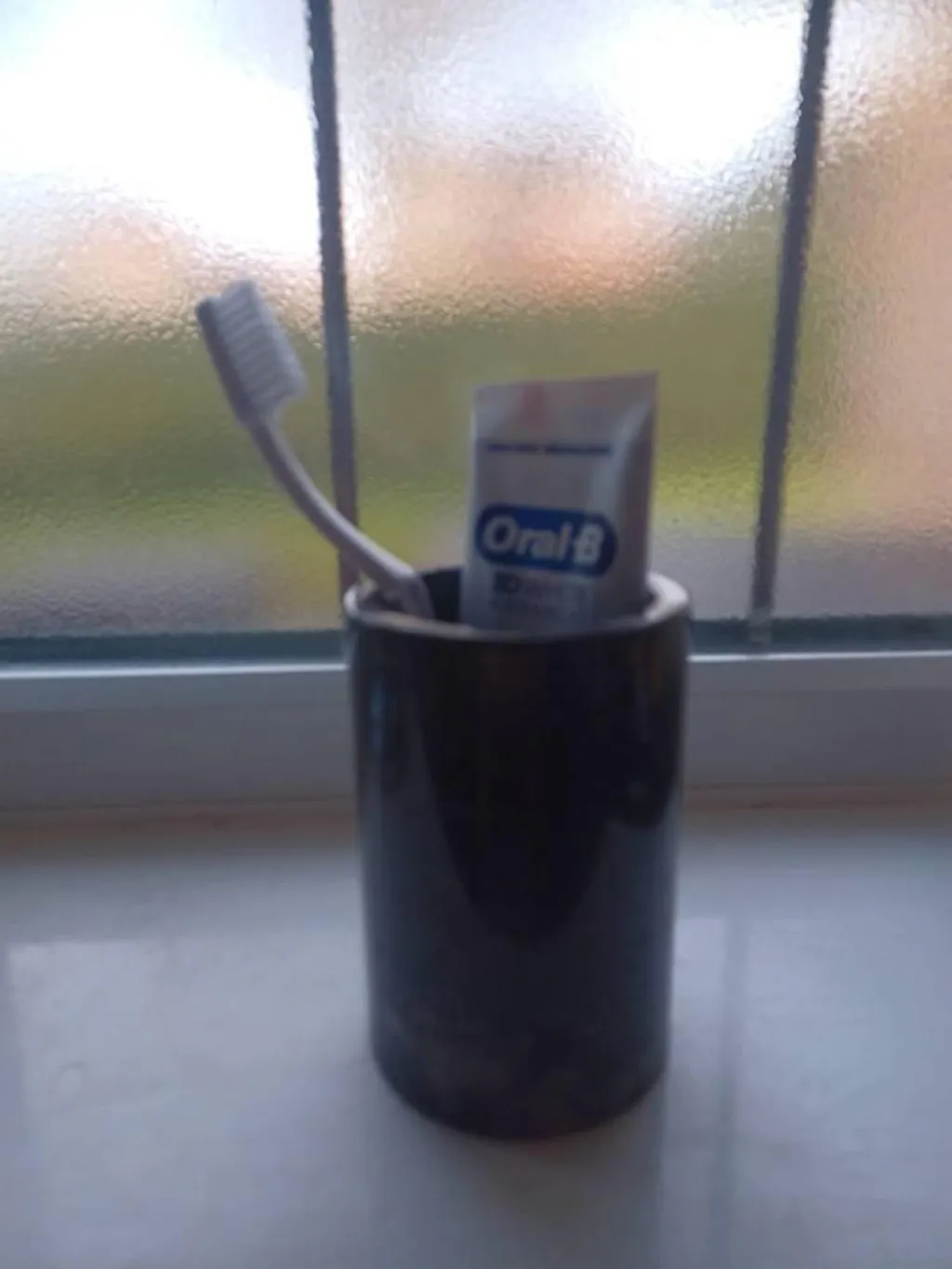 Marble Toothbrush Holder - Black and Beige