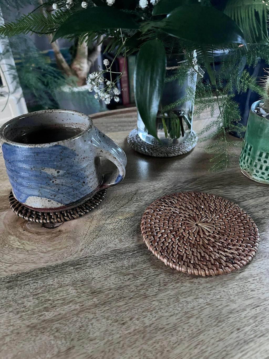 Round Rattan Coaster with Holder - White Wash