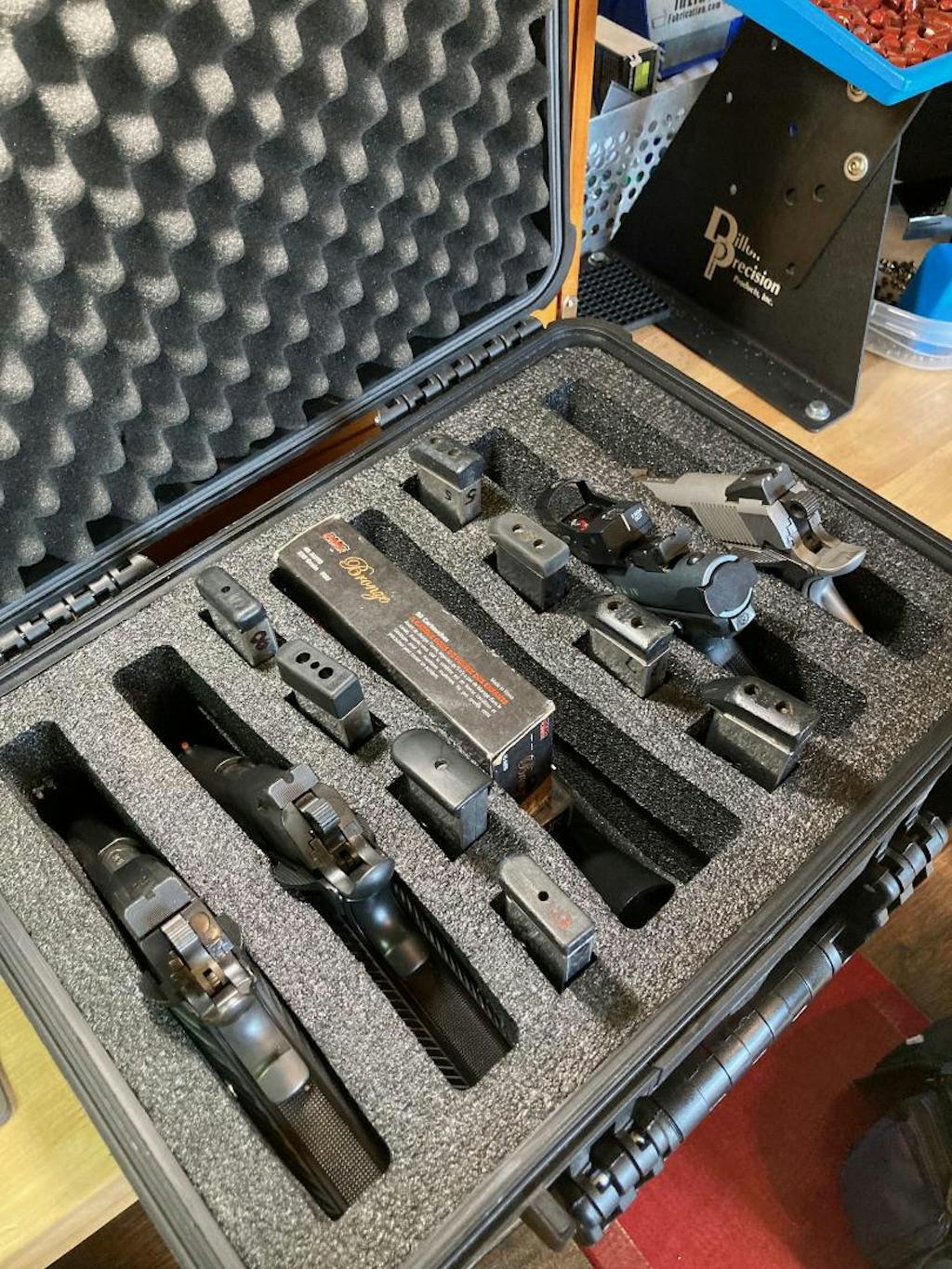 Apache 3800 Range Case Foam Insert for 4 Handguns and Magazines (Foam