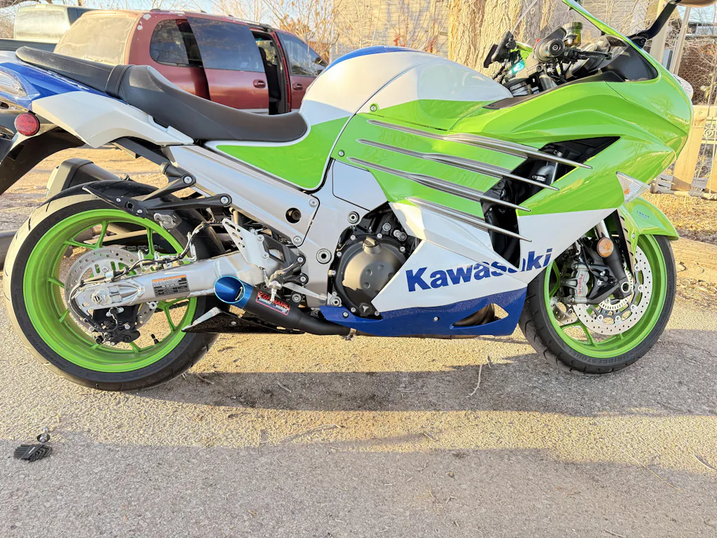 カズプロ Coffman's Kawasaki ZX14 (2012-2026) Dual Shorty Exhausts (sku: CMK