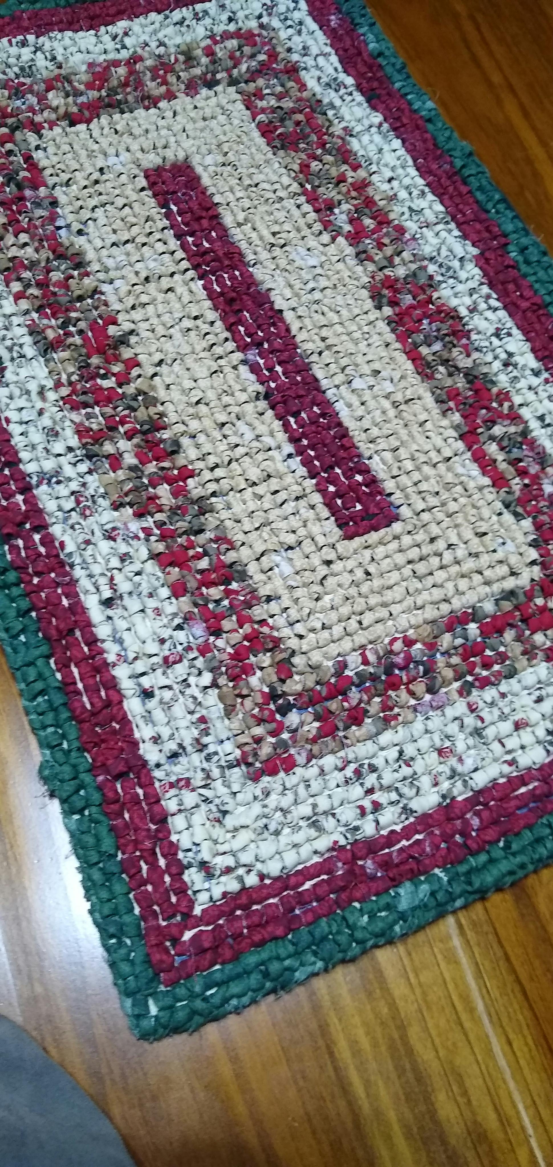 Latch Hook & Locker Hook, Rug Canvas 3.75 Mesh With Grid Color Crazy