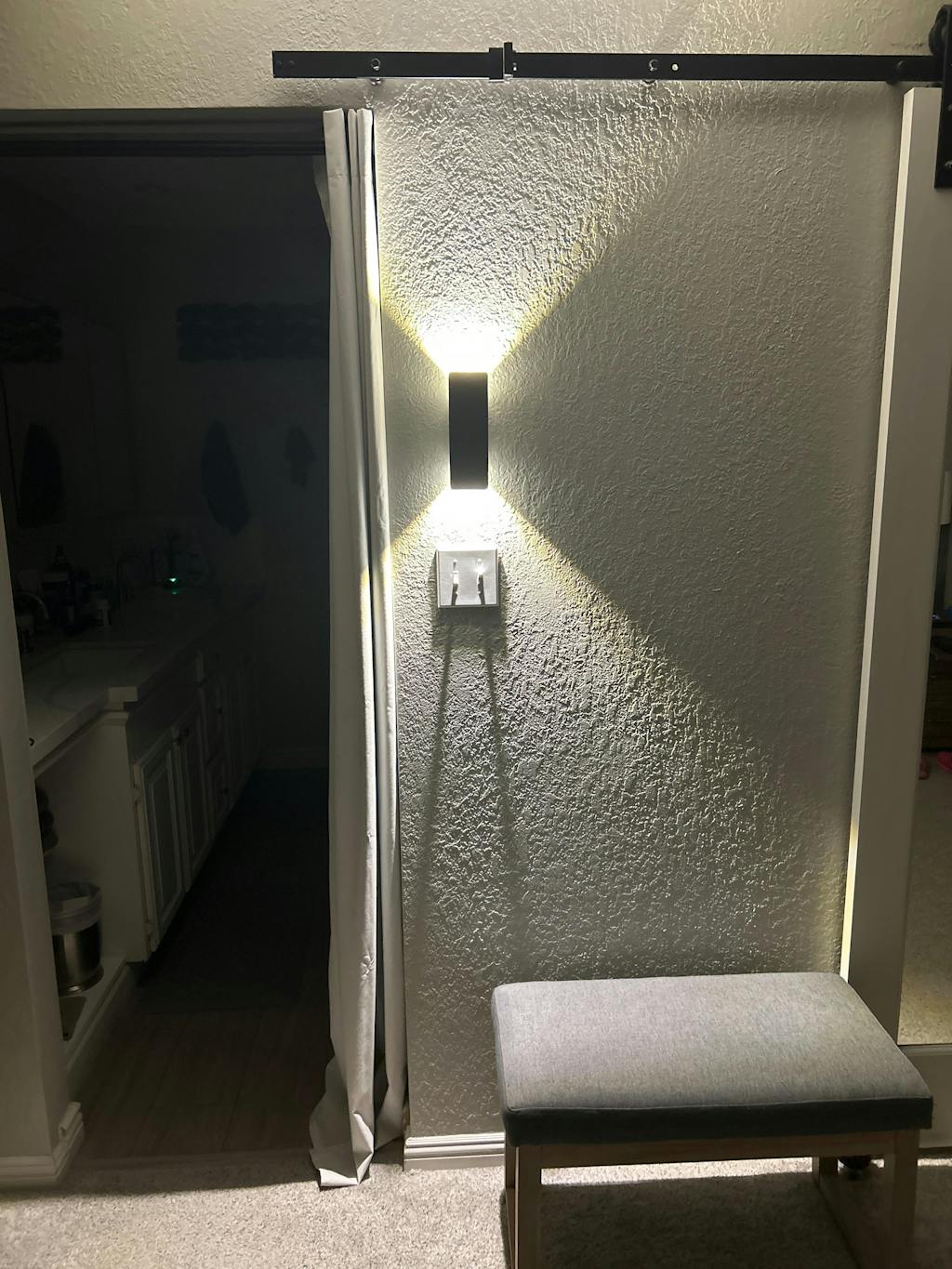 Modern Dual-Beam LED Wall Mounted Light & Lamp