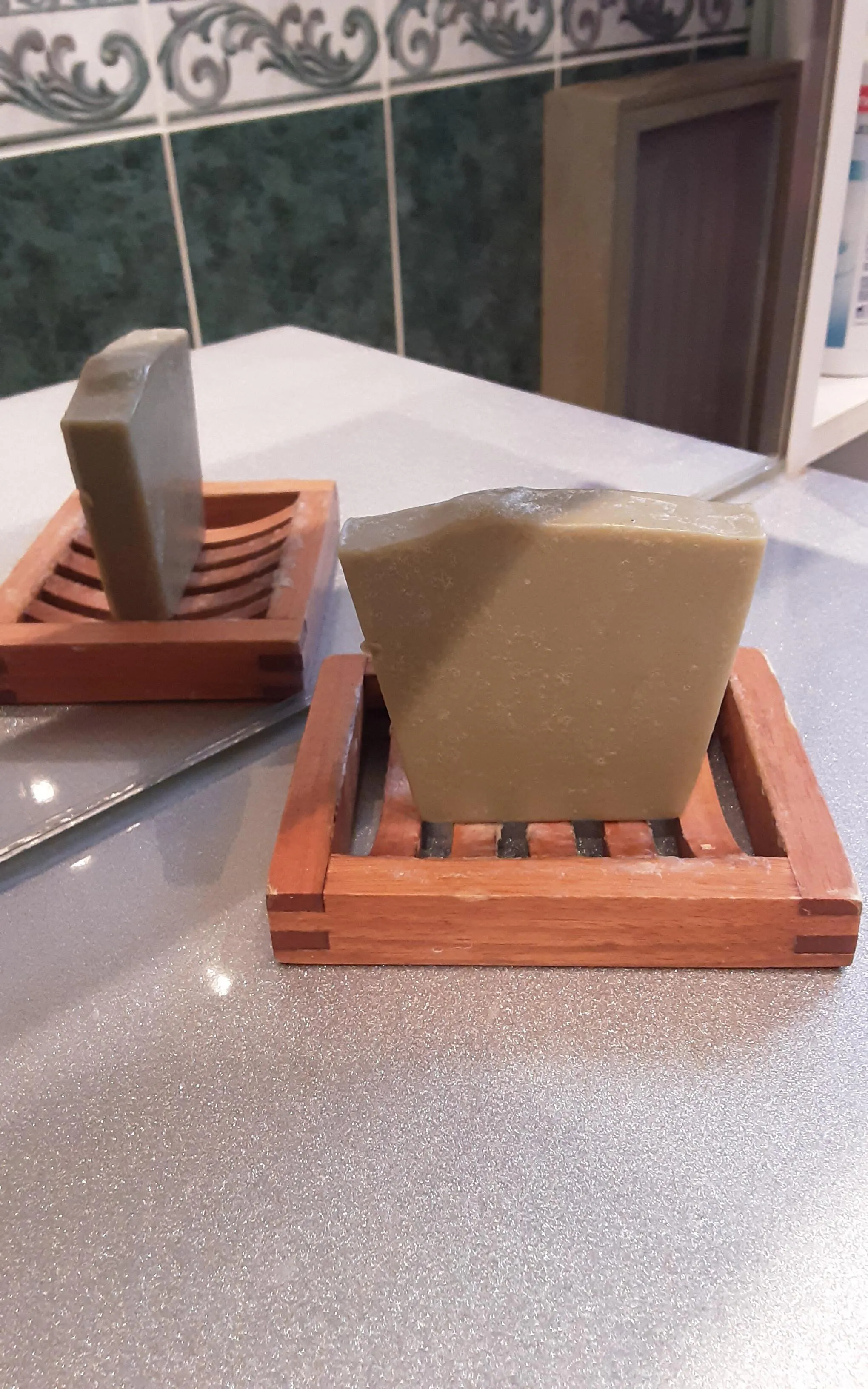 Savon visage anti tache bio, éclaircissant naturel, anti acné et imperfections