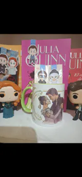 Taza Benedict y Sophie