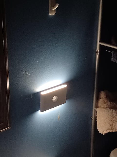 4-Pack 3 Color Temperature Motion Sensor Night Light