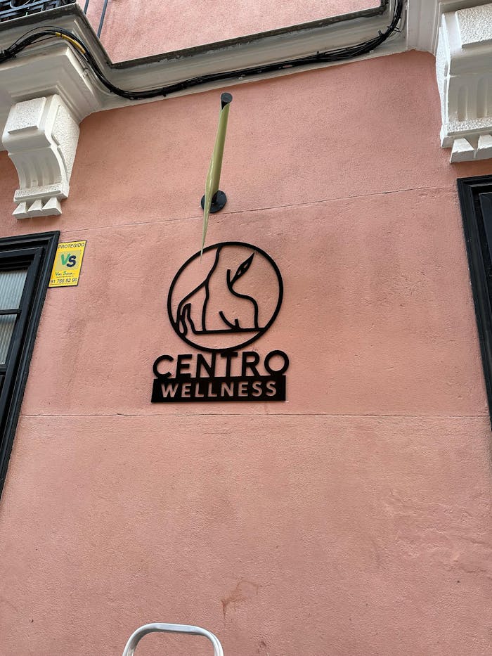 Tu Logo en Aluminio Cristal®️