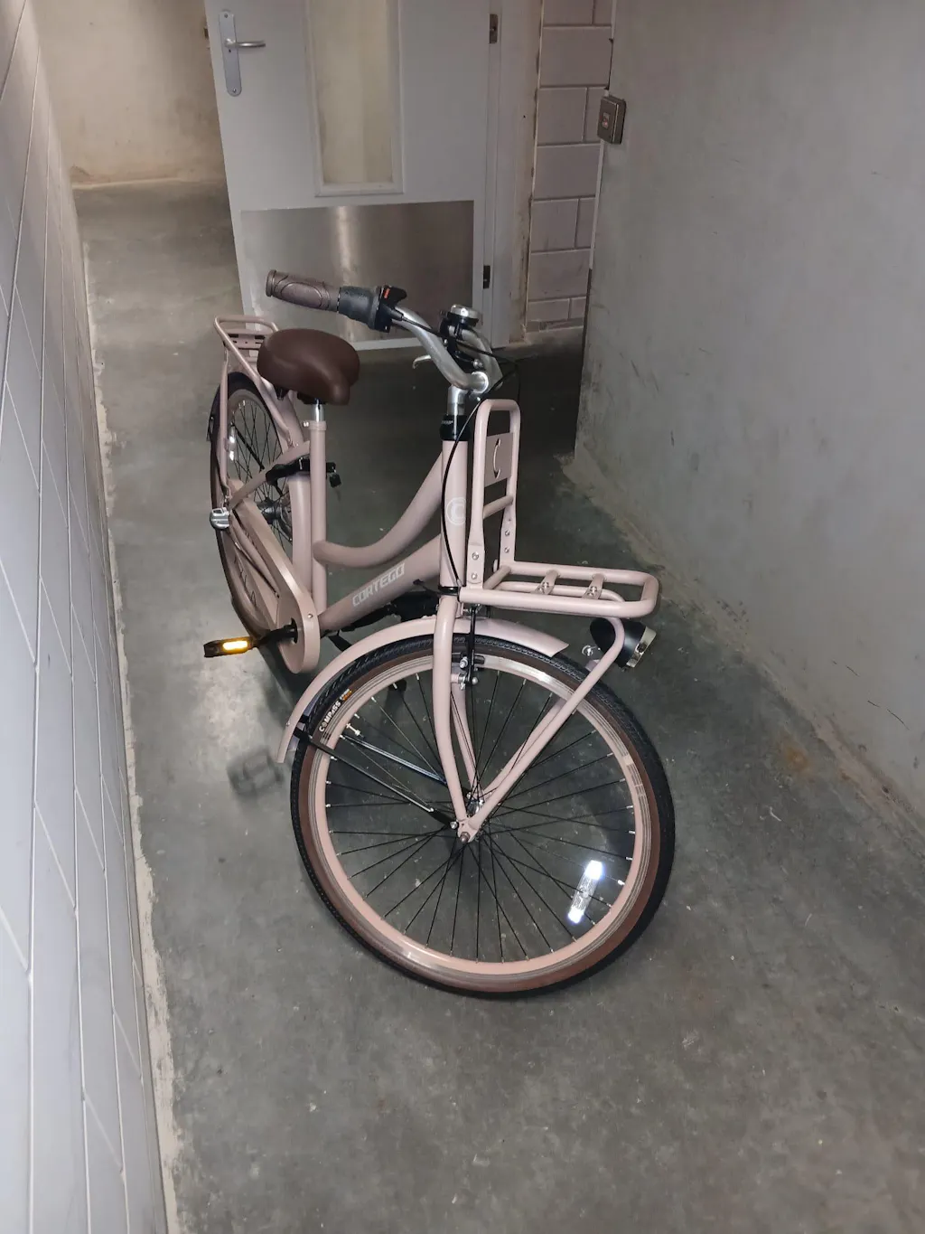 Cargo Meisjesfiets 26 inch - 3 Versnellingen - Zalm