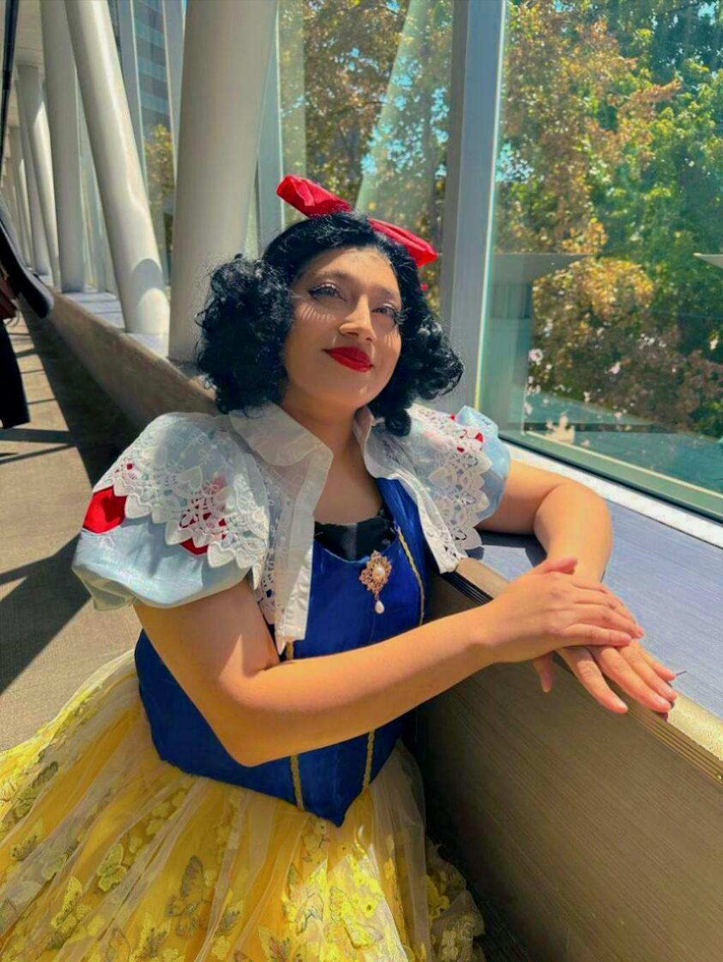 Medium Wavy Bob Black Lace Front Synthetic Hair Wig LF406