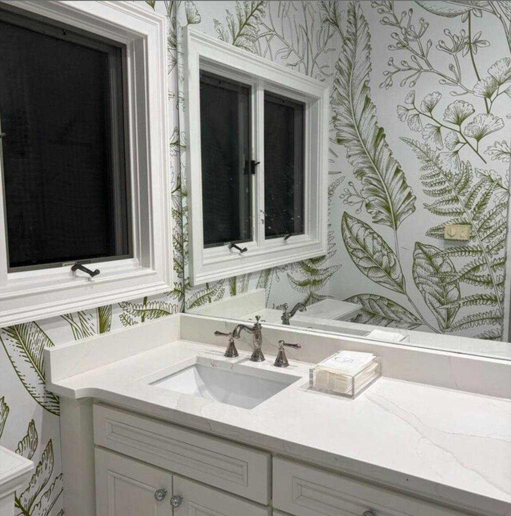 Light Green Fern Wall Mural CCM082