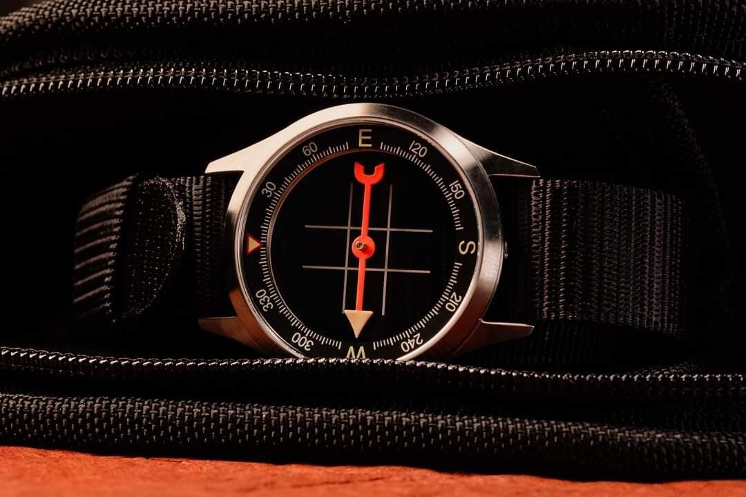 40mm AWC - Adventure Wrist Compass - Heirloom Dual Sapphire