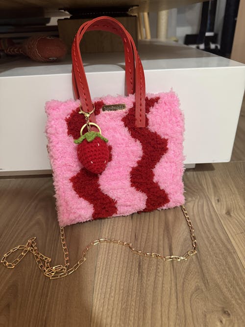 Pink & Red Wavey - Woven Tote Bag Kit