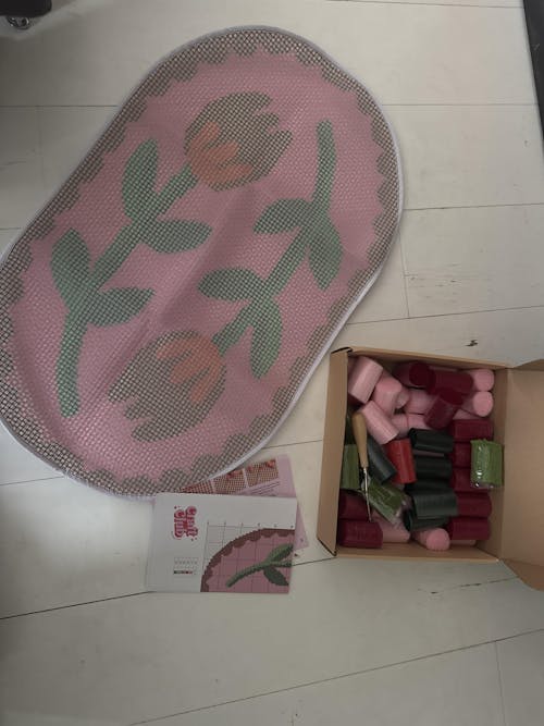 PARIS TULIP FEVER - XL Rug Making Kit