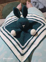 Fiddlesticks Superb 8 100% Anti Pilling Acrylic 8ply 100g