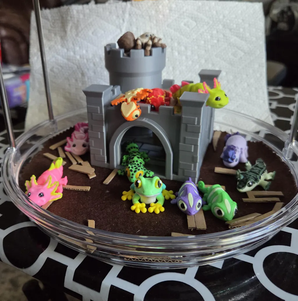 3D Printed Fantasy Castle Toy - Mini Fidget Animal & Dragon Home Gift