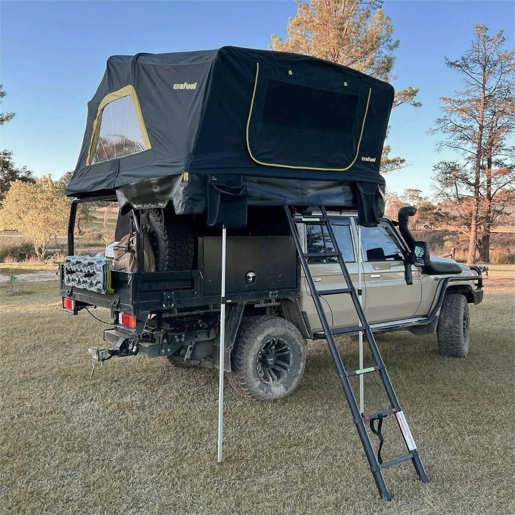 The Giants - 4 Person Aluminum Hard Shell Rooftop Tent