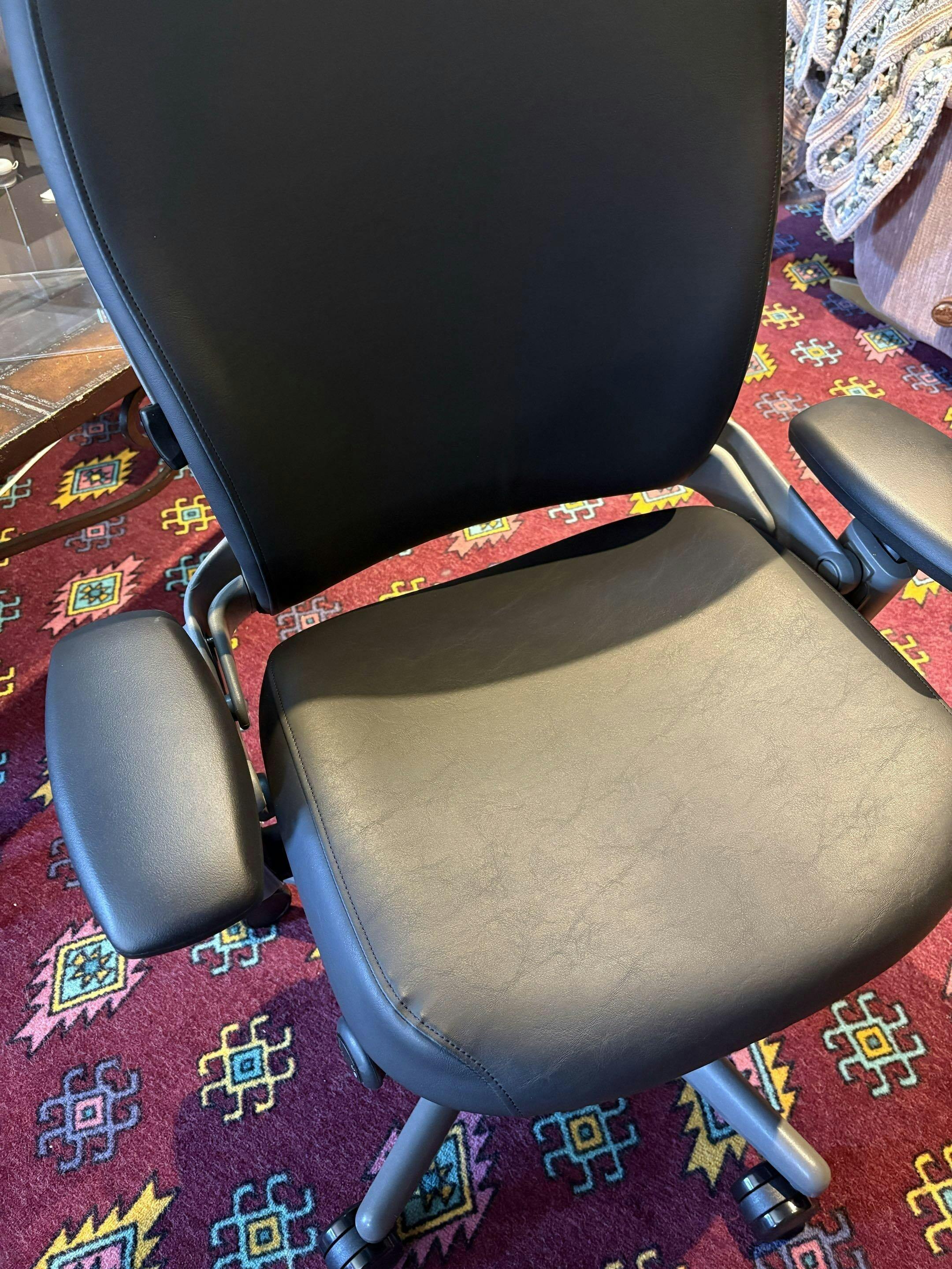 Crandall Remanufactured Steelcase V1 Leap Highback Ergonomic