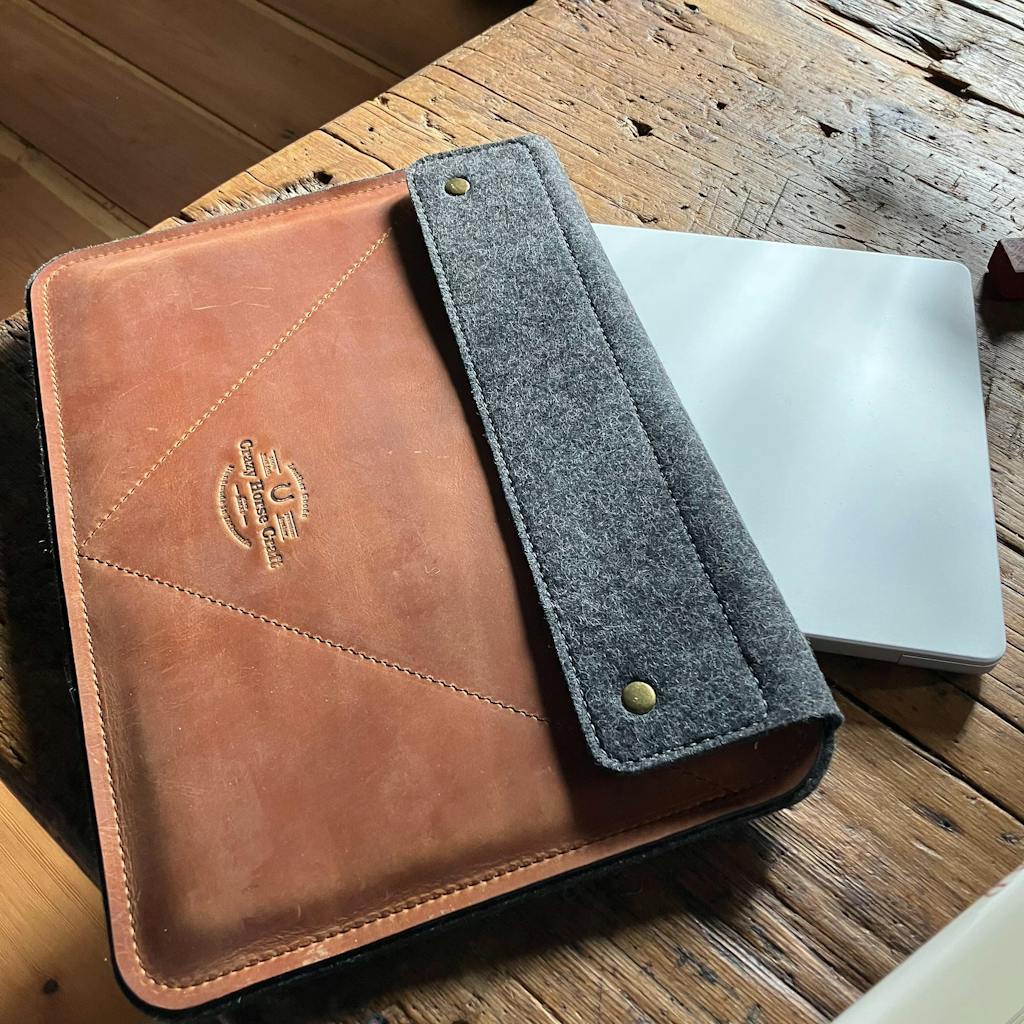 Leather MacBook Pro/Air sleeve, case | Classic Brown