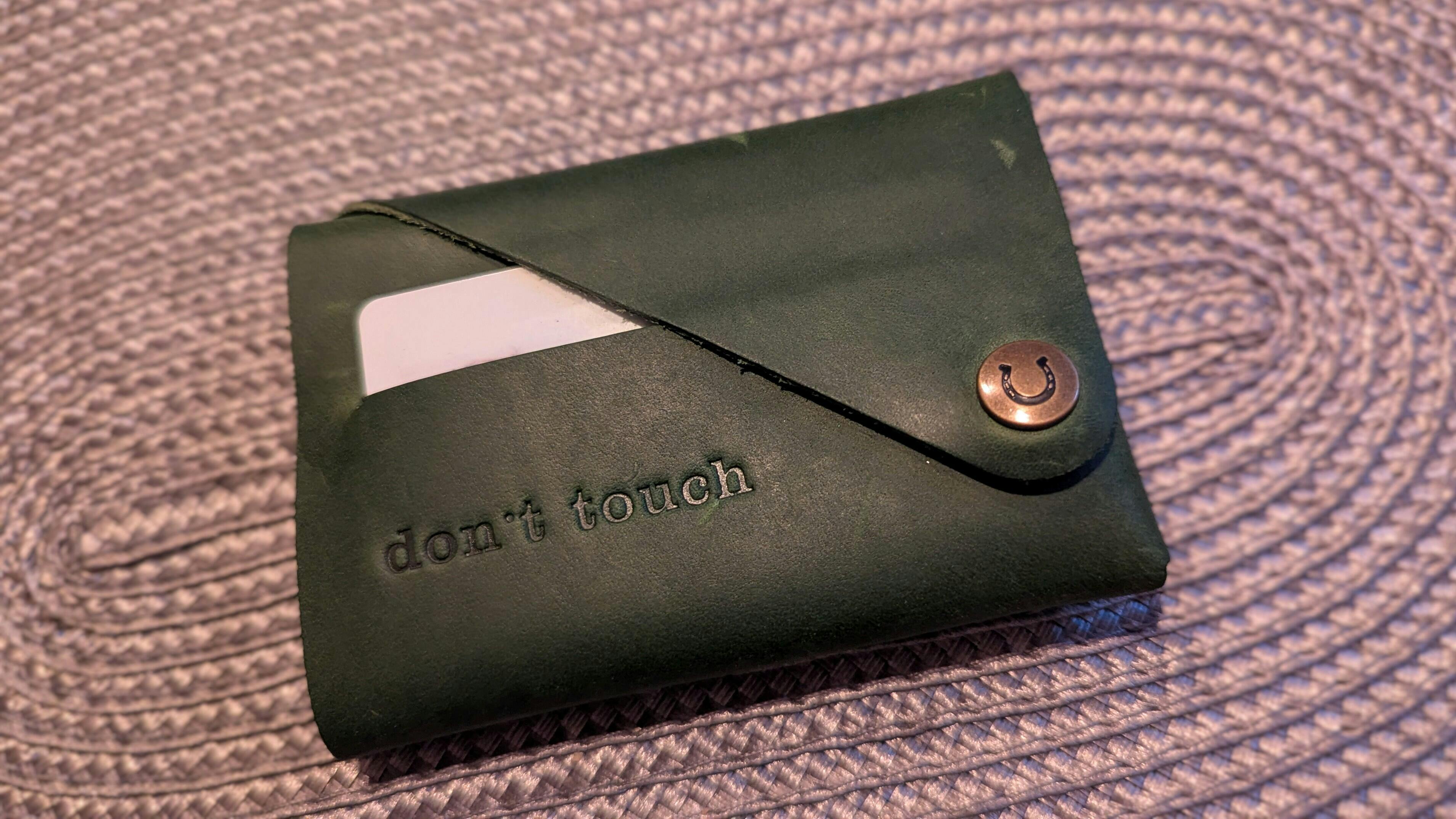 Minimalist leather wallet/card holder | Alpine Green
