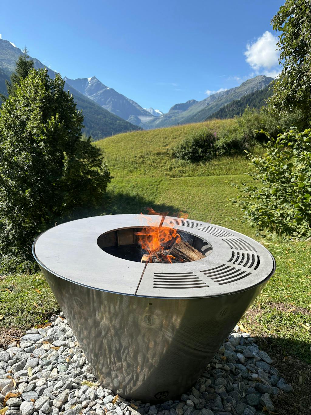 Recipiente per il fuoco con griglia conica 100, acciaio inox