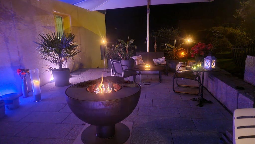 Recipiente per il fuoco con anello per grigliare, regolabile in altezza 100, acciaio inox