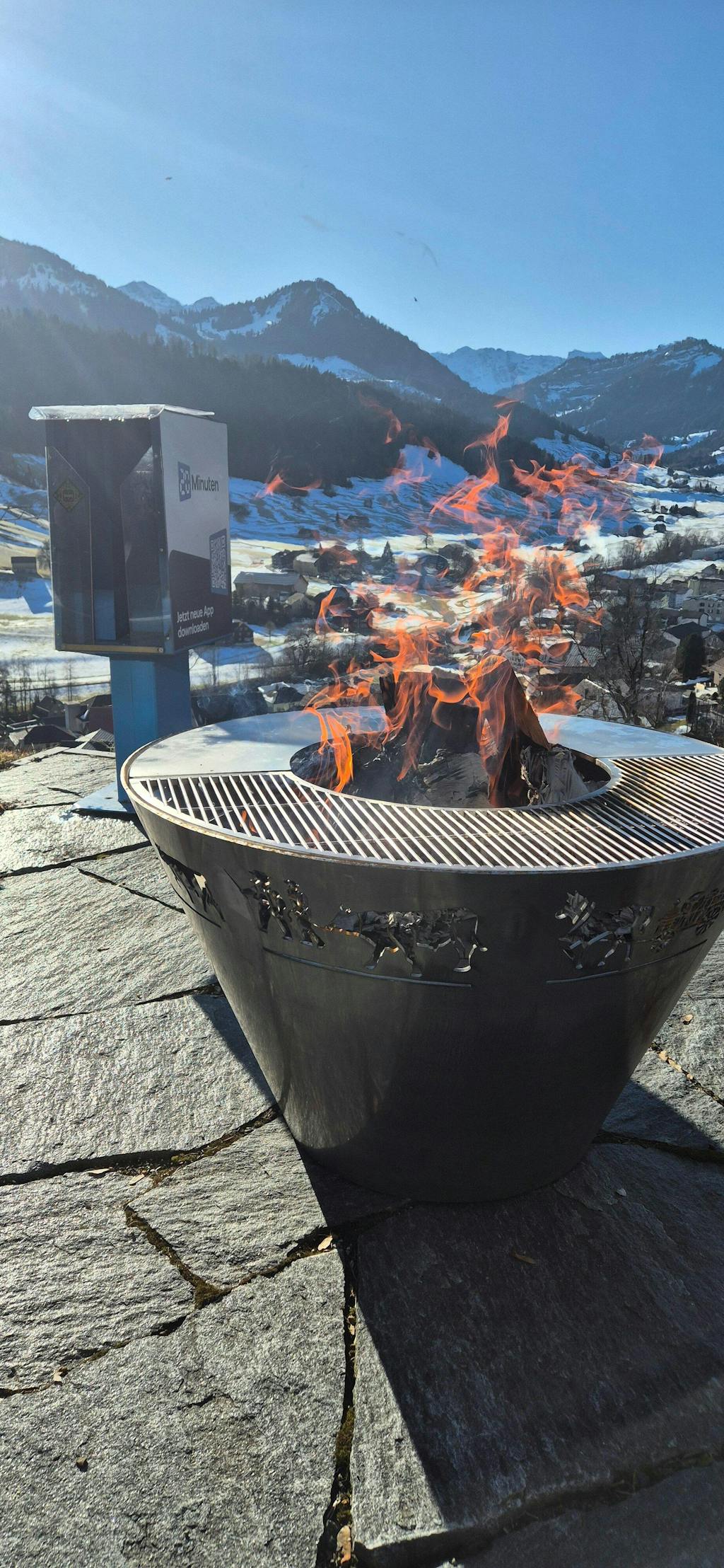 Recipiente per il fuoco con griglia conica Alpaufzug 100, acciaio inox