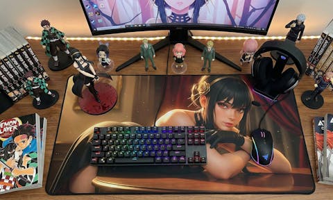 Yor Forger Mouse Pad – Spy x Family Gaming Mouse Pad, Stylish Gamer Desk Decor