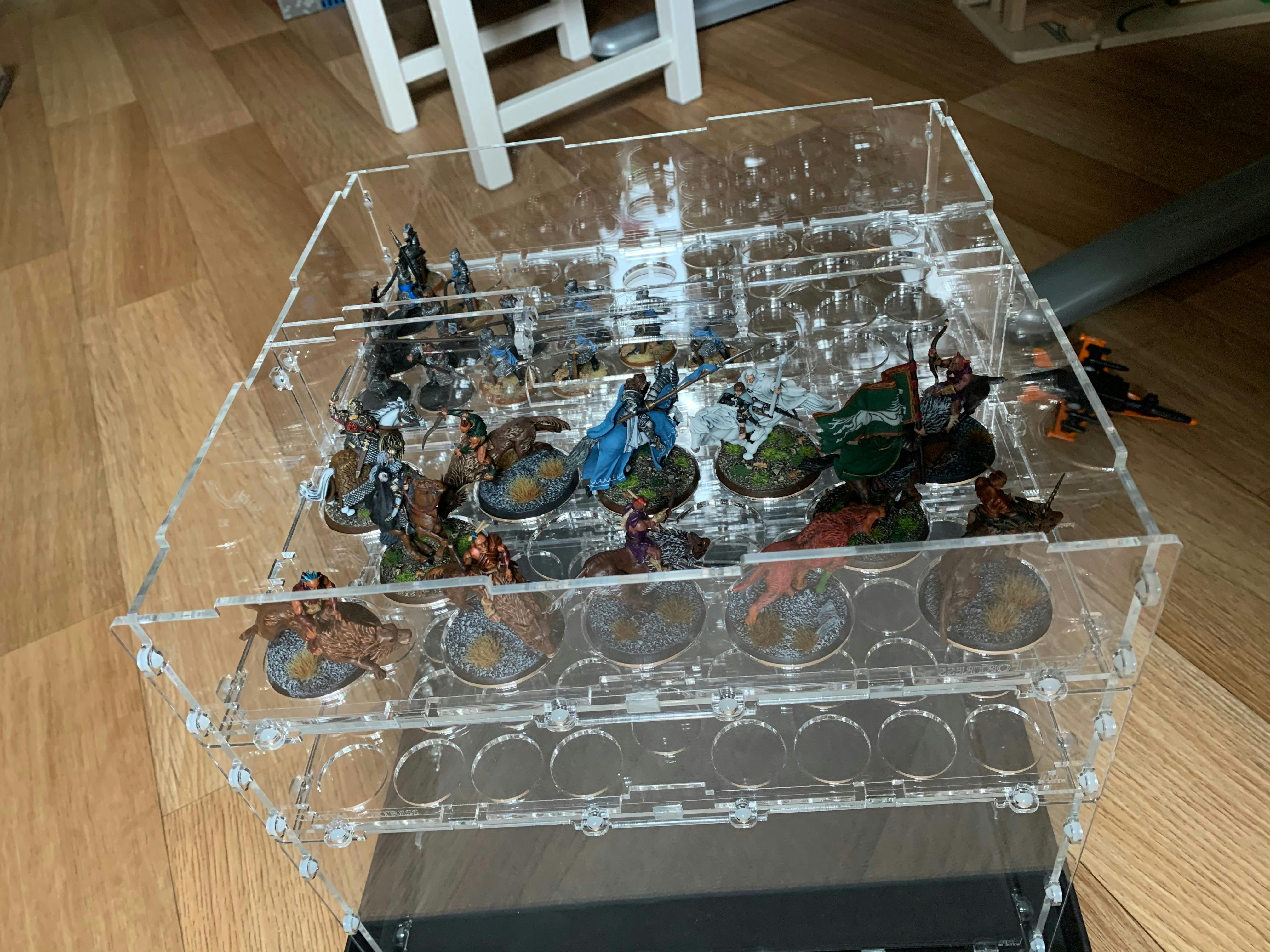 Crystal Fortress Display Case System Reviews