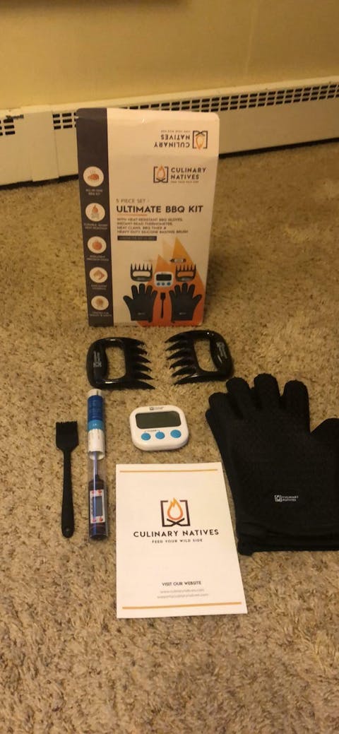 ULTIMATE SET - BBQ Gift Set & Smoker Accessories - BBQ Gloves, Meat Claws, Meat Thermometer, Timer & Brush - BBQ & Smoker Tools (Black)