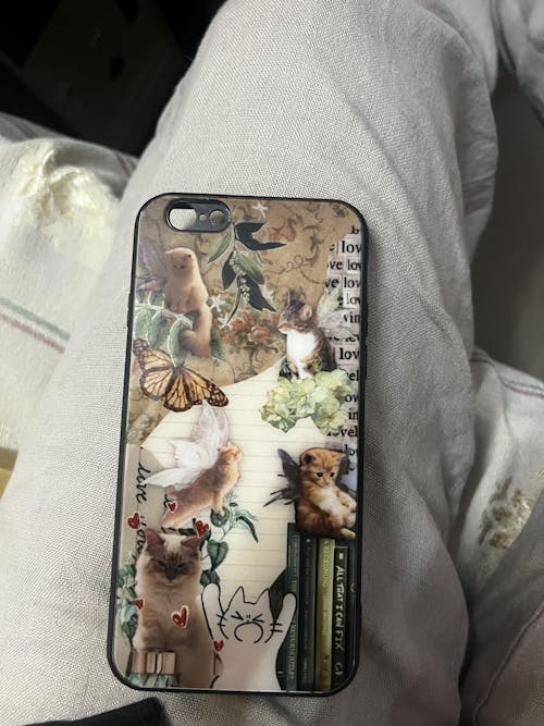 Kitty Vintage Glass Phone Case Cover