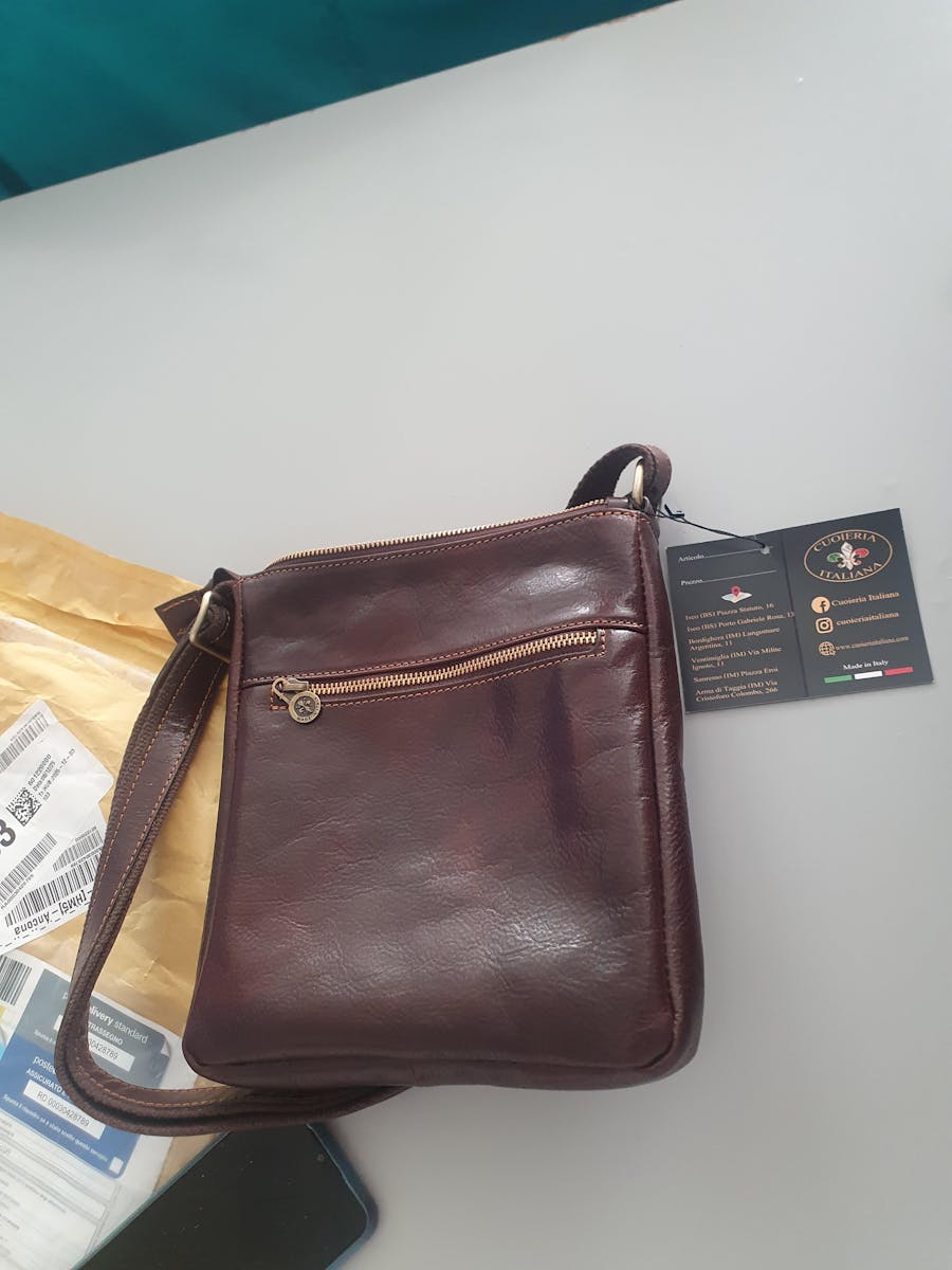 Borsello Wild in pelle da uomo – In cuoio artigianale | Made in Italy – Cuoieria Italiana