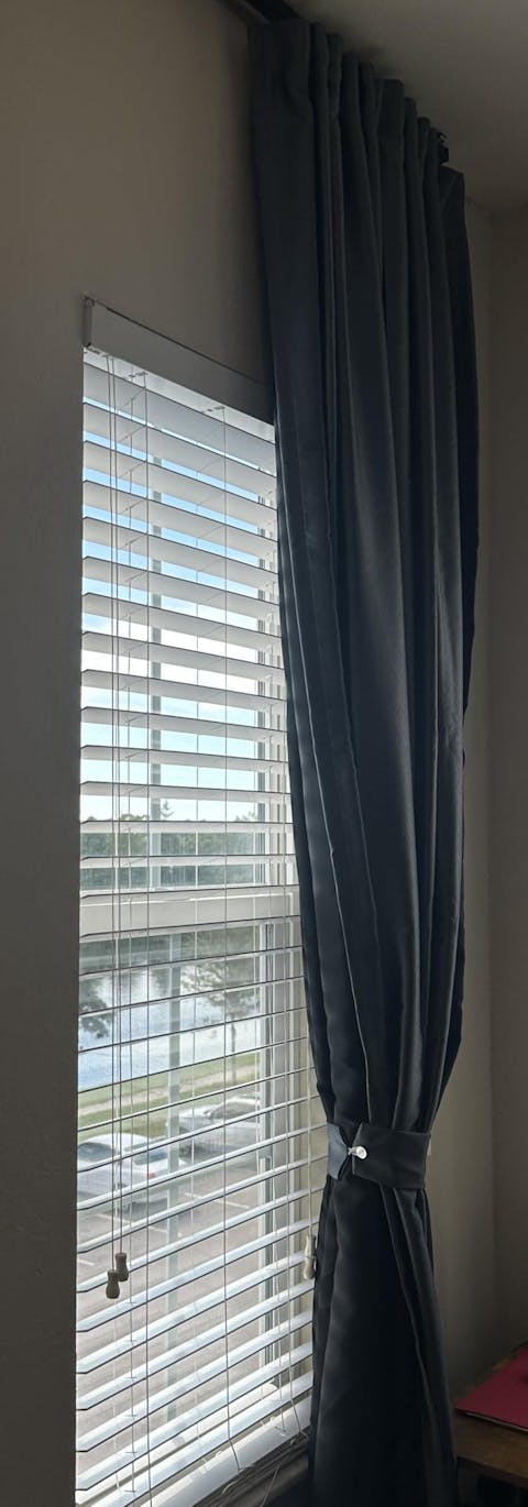 （Black）Benny Thermal Textured Woven Blackout Divider Curtain