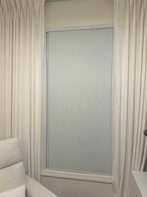 Cellular Shades Cordless Blackout, Skylight Blinds for Windows Roof Window Shades for Home, Room Darkening Honeycomb Blinds for Doors - Custom Cut to Size