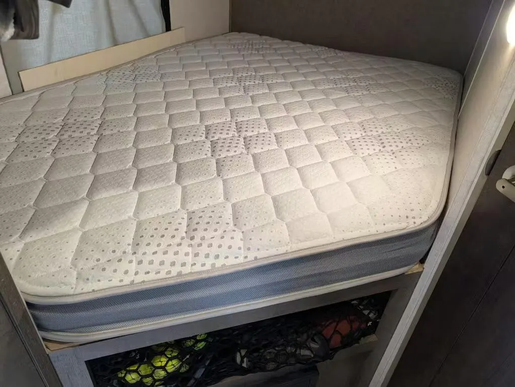Largo 6.5" Firm, custom mattress