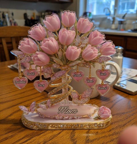 Mom We Love You Tulip Bouquet - Personalized Acrylic Plaque, Mom Gift, Tulip Bouquet With Children's Names