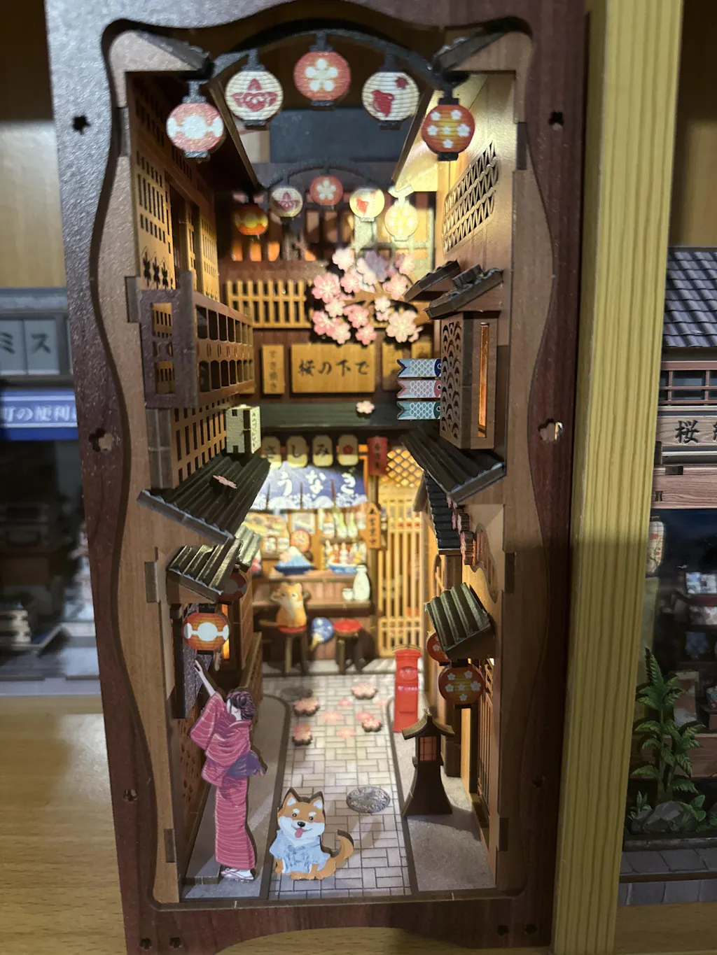 CUTEBEE DIY Book Nook Kit (Under the Sakura Tree)