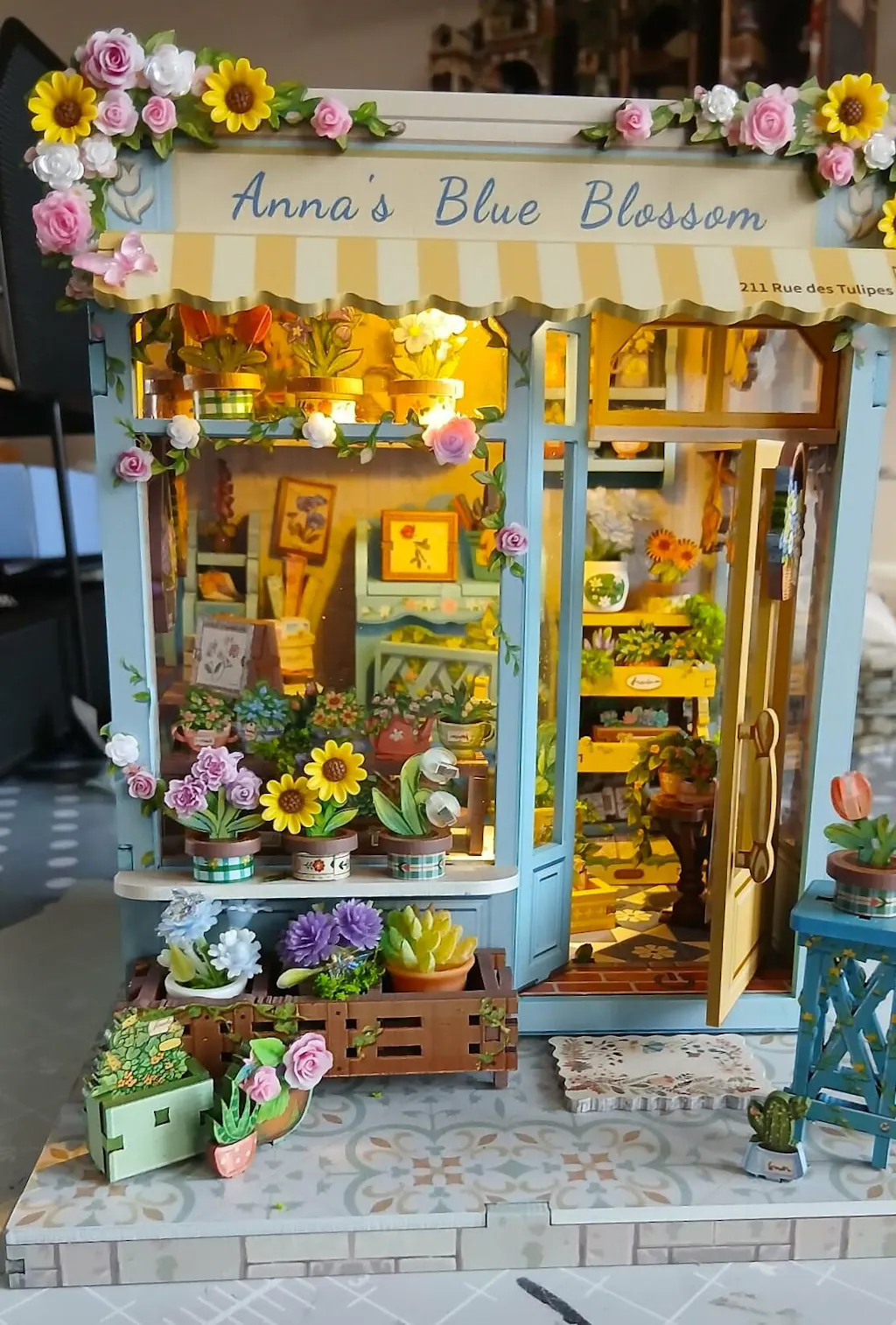 CUTEBEE DIY Miniature House | Anna's Blue Blossom