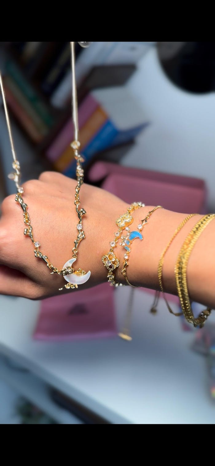 18K Real Gold Plated Diamonds Natural Shell Moon Necklace