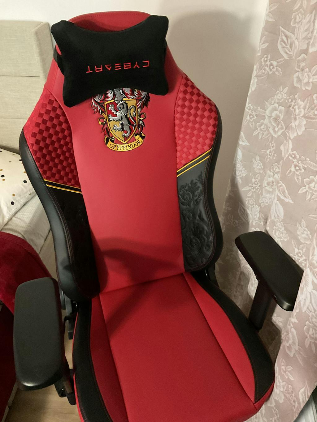 Gryffindor Gaming Chair