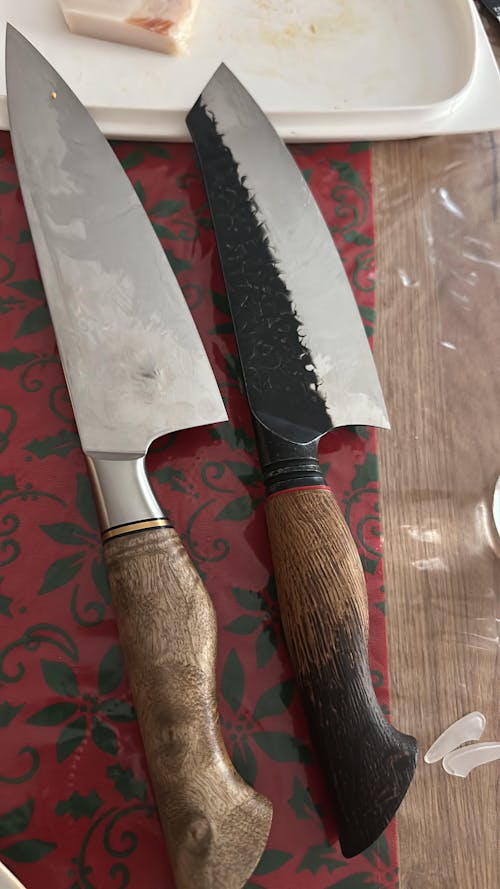 Profesionalni kuharski nož C61, Damask čelik 67 slojeva, 22 cm