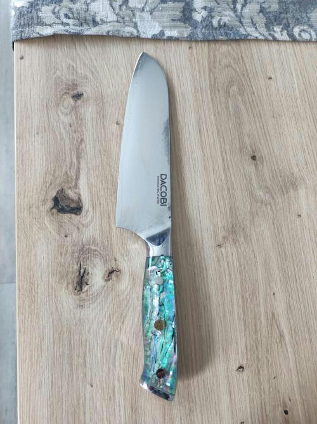 Nóż Santoku C23, stal damasceńska, 18 cm