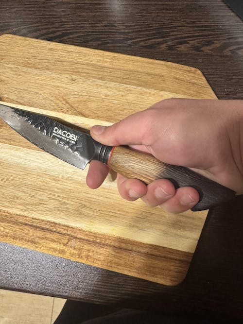 Cuțit universal cu mâner de stejar alb, oțel damasc, 14 cm (C63)