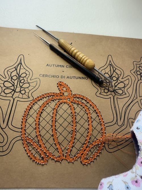 Autumn Circle Lace Pattern