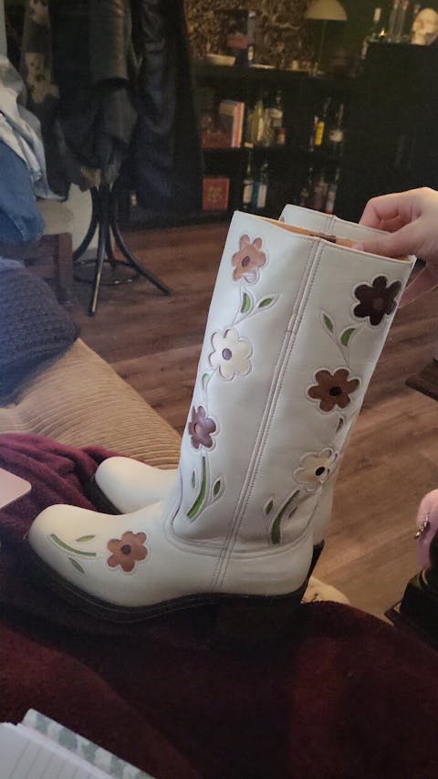 Flower Boots Beige